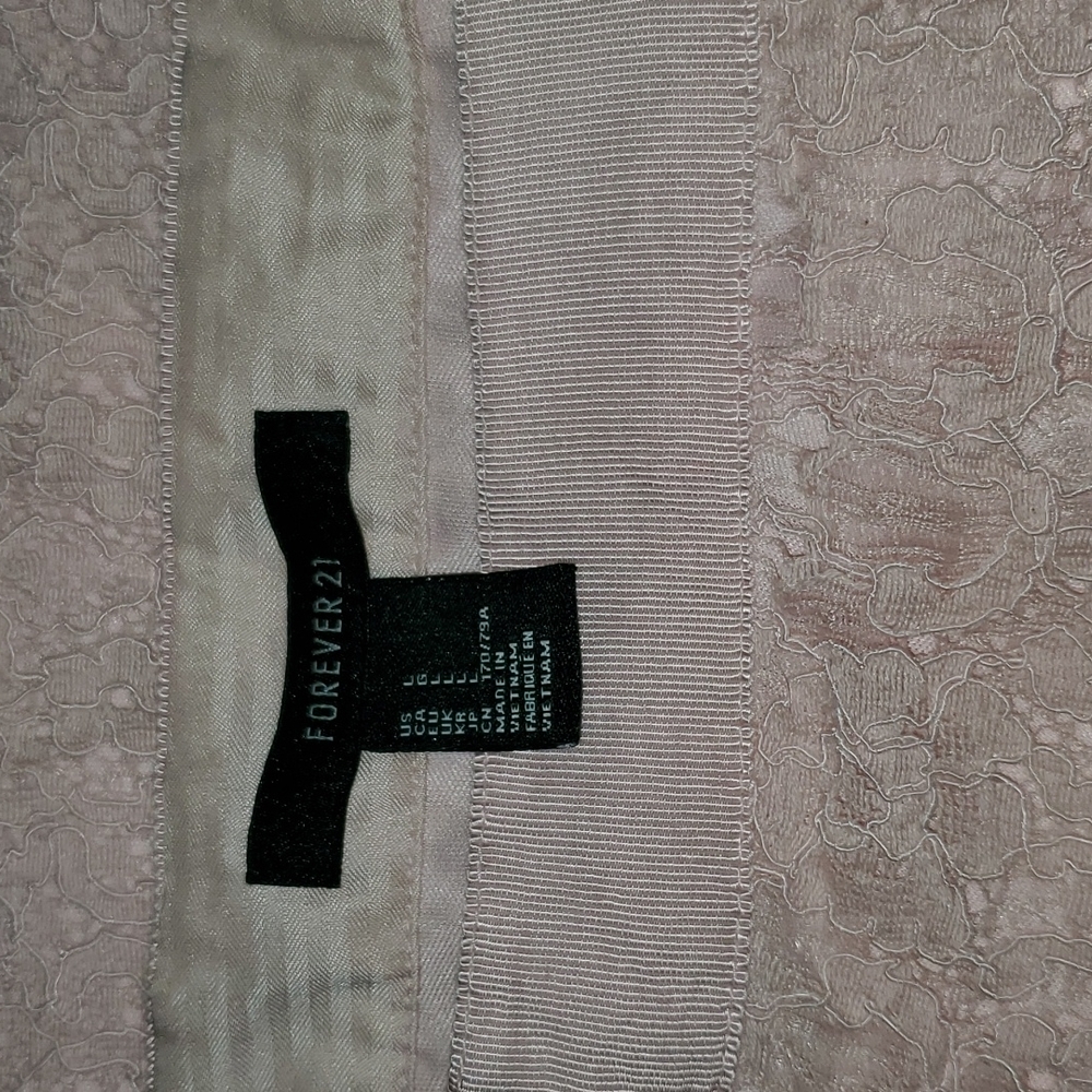 🧡 3/$15 Last 1❣️forever 21 embroidered skirt - Picture 5 of 8